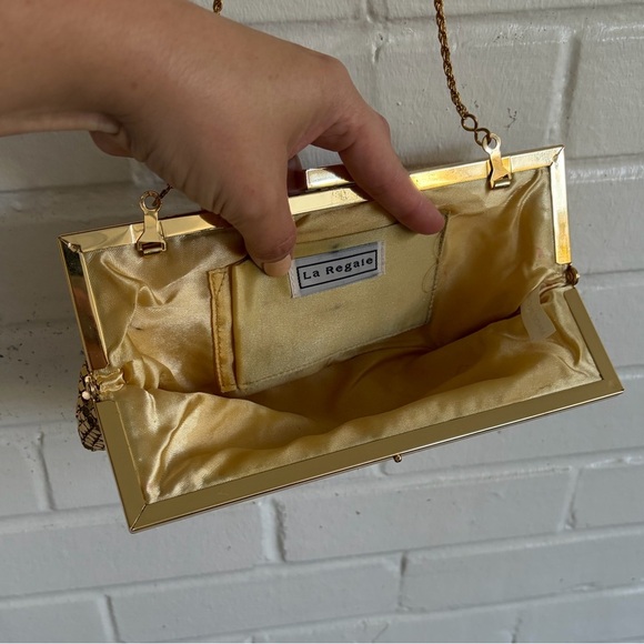 La Regale Gold Sequined Mesh Evening Clutch w/ Shoulder Chain, EUC - Picture 5 of 7